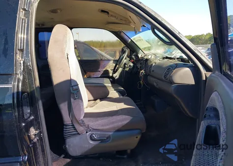 2001 Dodge Ram 1500 St z USA, uszkodzony, nr VIN 3B7HC13Y41G703079